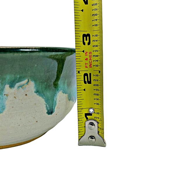 Douglas 05 Glazed Pottery Lot 2 Christmas Holly Oversized Mugs 5.5" Signed - Picture 6 of 6